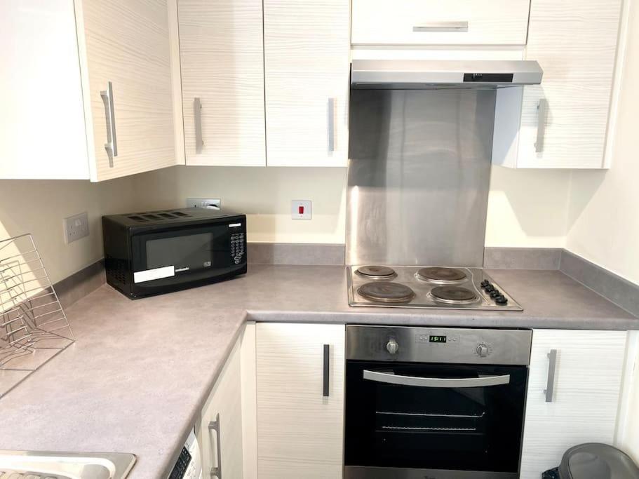 Amazing 2-Bed City Centre Apt With Parking Coventry Exteriör bild